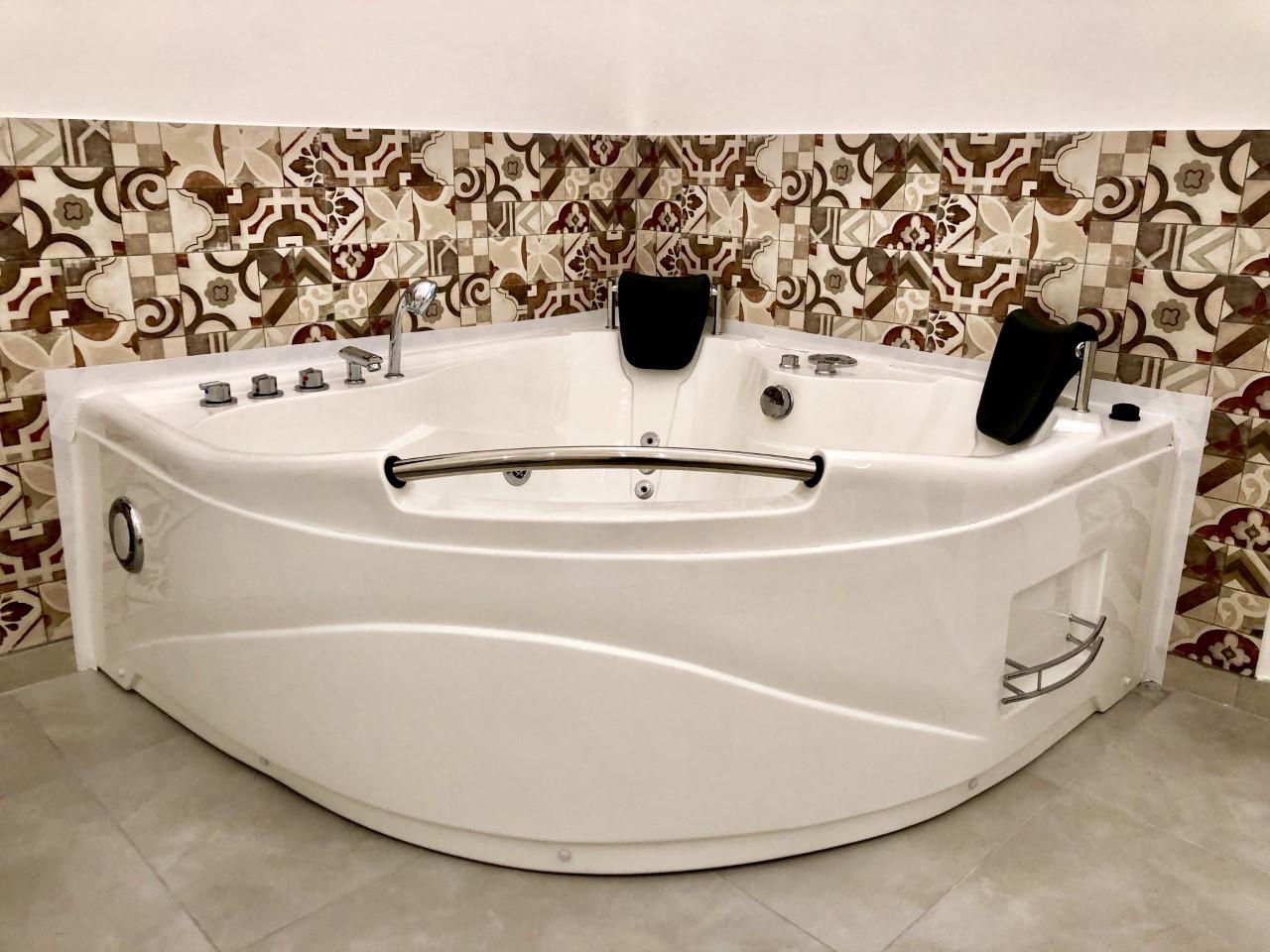 ليتشي Ada Suites & Spa المظهر الخارجي الصورة